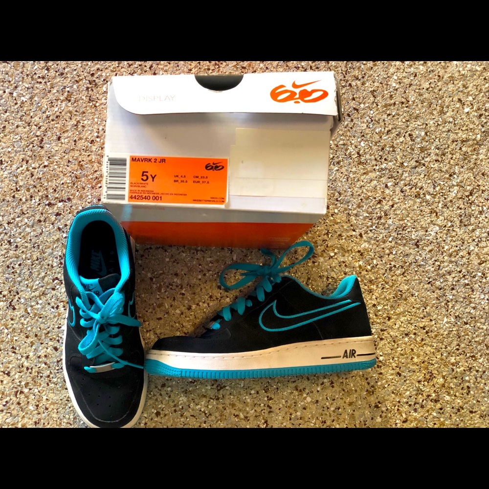 Nike shoes - Mavrk 2 JR